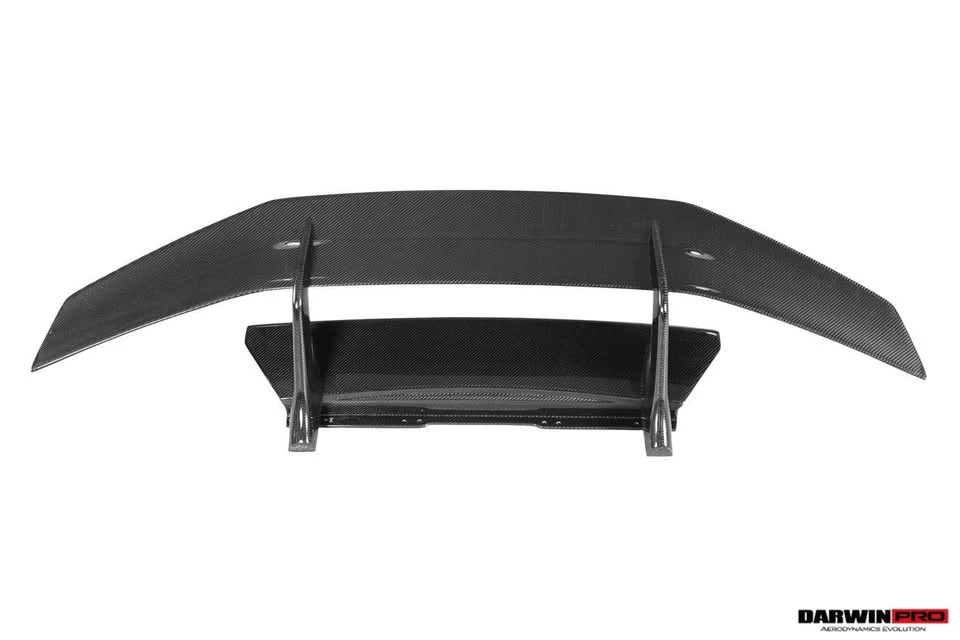 2015 Parts & Memorabilia Bodywork - Image 2 of 3