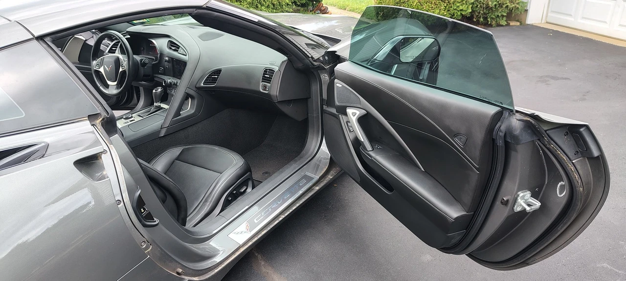 2015 Chevrolet Corvette C7 Z06 - Image 9 of 15