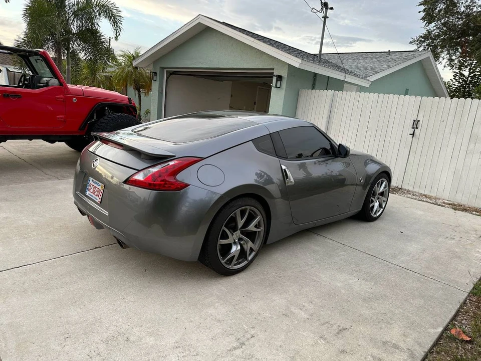 2015 Nissan 370Z 6th Gen - Image 4 of 10