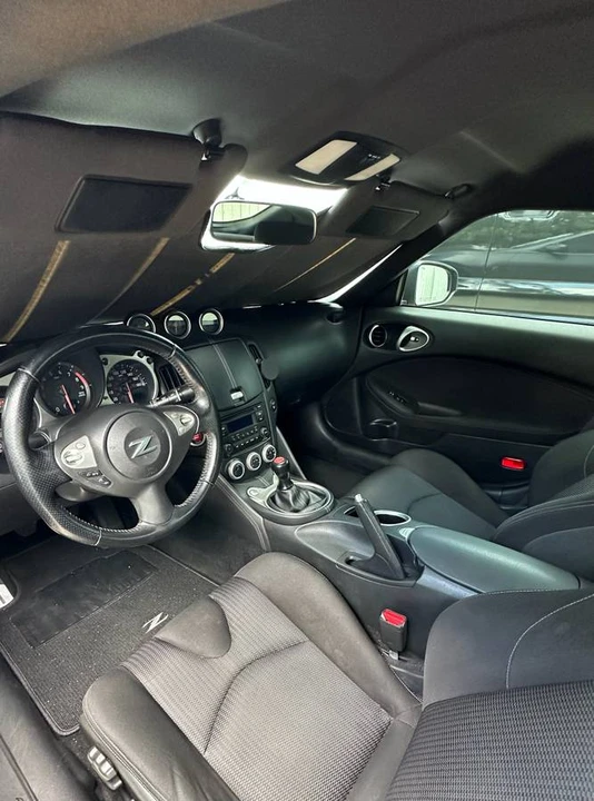 2015 Nissan 370Z 6th Gen - Image 9 of 10