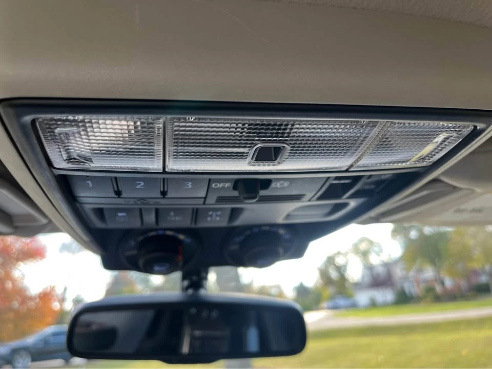 2015 Toyota 4Runner 5th Gen - Image 8 of 9
