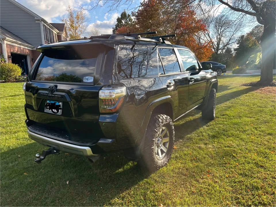 2015 Toyota 4Runner 5th Gen - Image 5 of 9