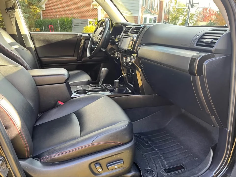 2015 Toyota 4Runner 5th Gen - Image 6 of 9