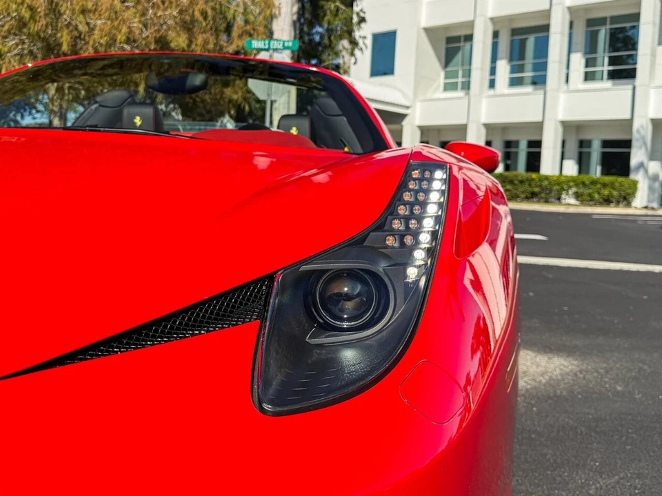 2015 Ferrari 458 Spider - Image 4 of 4