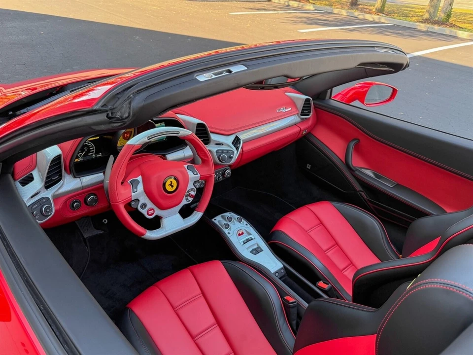 2015 Ferrari 458 Spider - Image 2 of 4