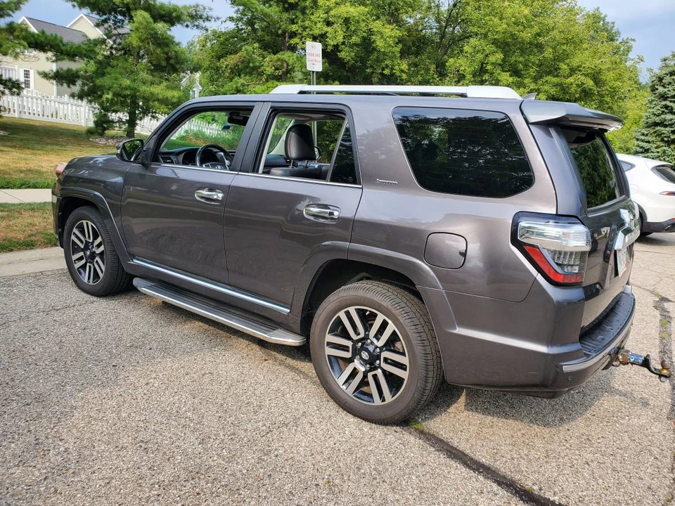 2015 Toyota 4Runner 5th Gen - Image 3 of 16