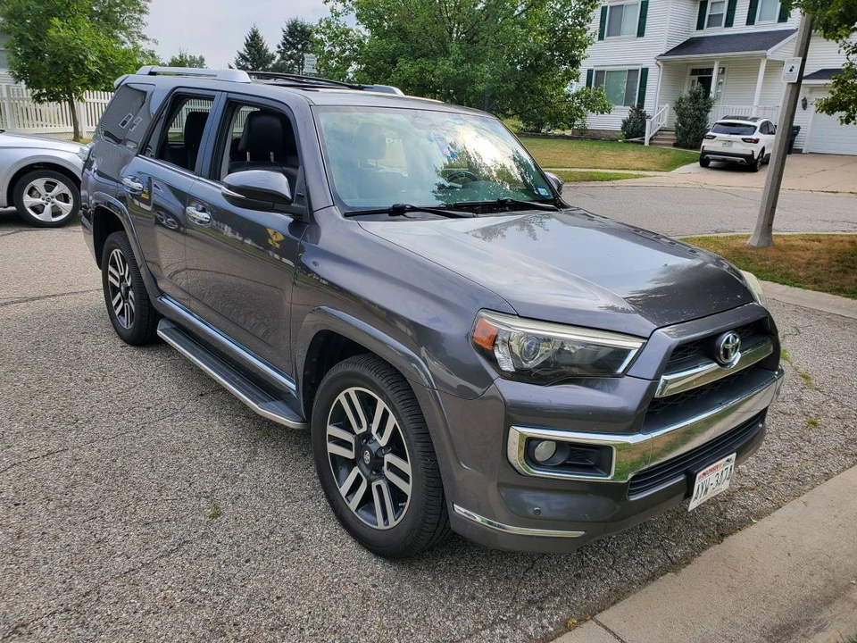 2015 Toyota 4Runner 5th Gen - Image 8 of 16