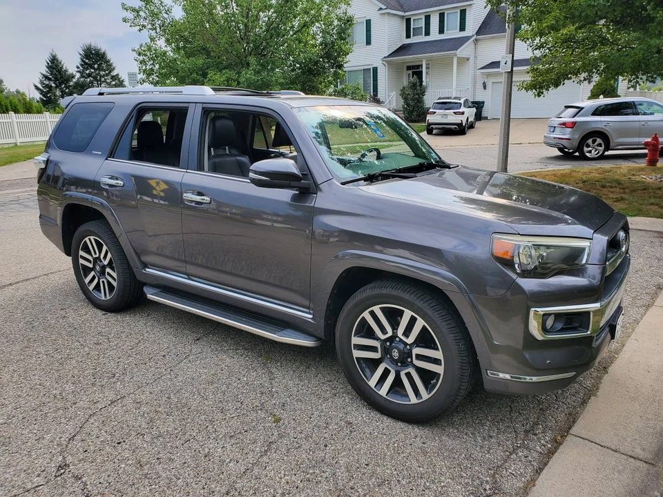 2015 Toyota 4Runner 5th Gen - Image 7 of 16
