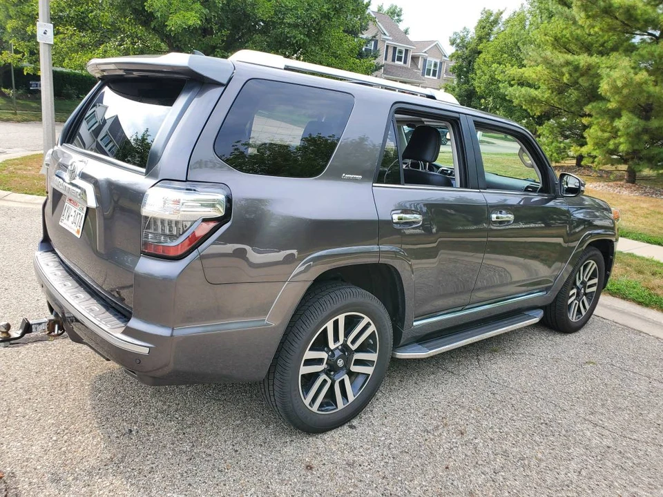 2015 Toyota 4Runner 5th Gen - Image 4 of 16
