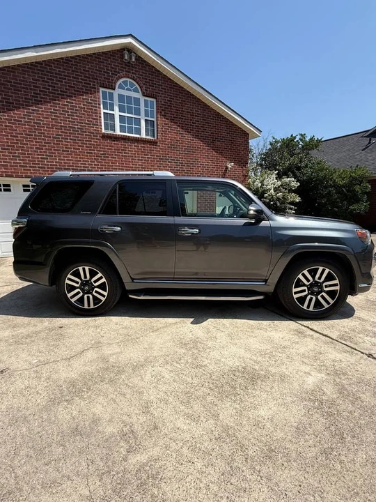 2015 Toyota 4Runner 5th Gen - Image 3 of 11