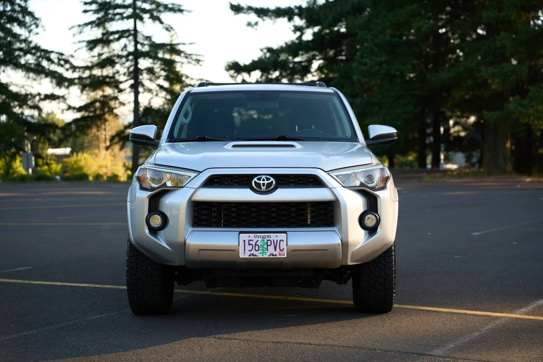 2015 Toyota 4Runner 5th Gen - Image 4 of 24