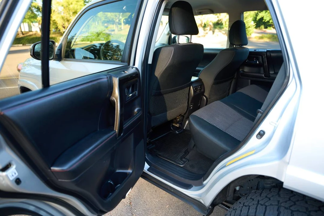 2015 Toyota 4Runner 5th Gen - Image 13 of 24