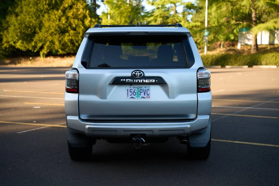 2015 Toyota 4Runner 5th Gen - Image 6 of 24