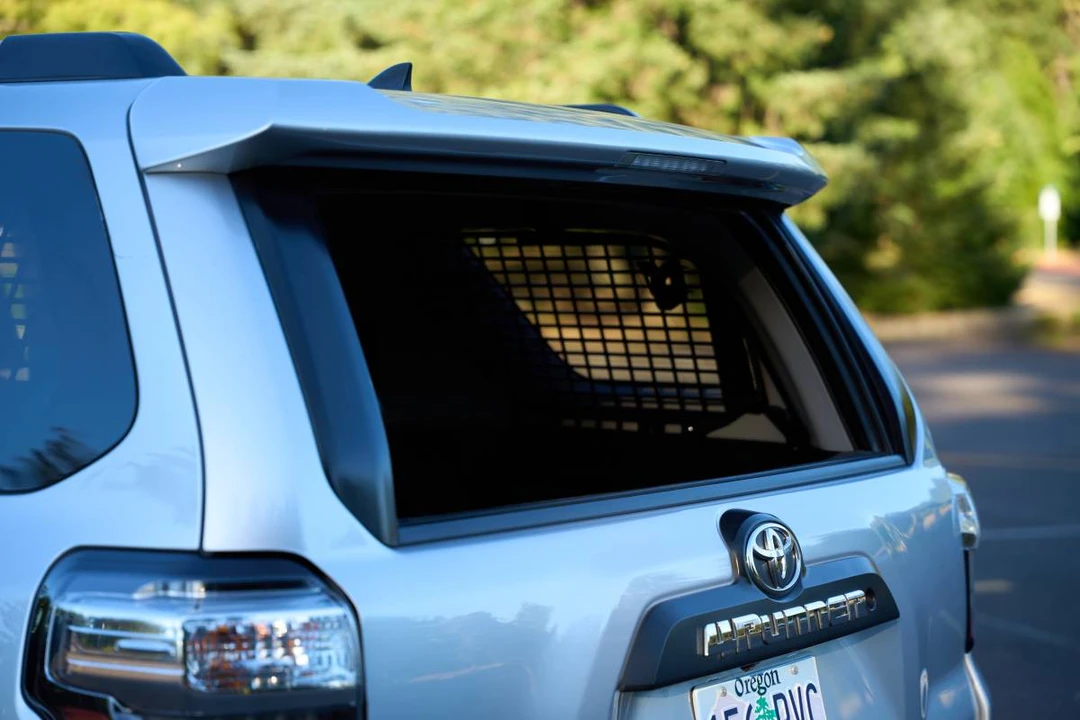 2015 Toyota 4Runner 5th Gen - Image 10 of 24