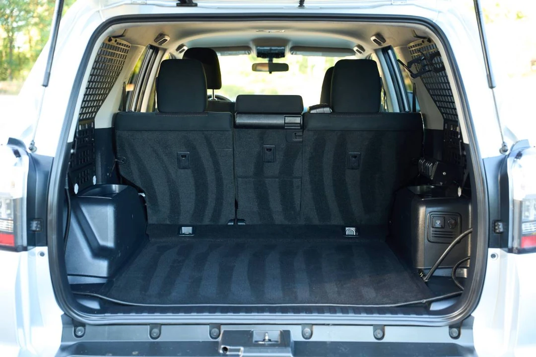 2015 Toyota 4Runner 5th Gen - Image 8 of 24