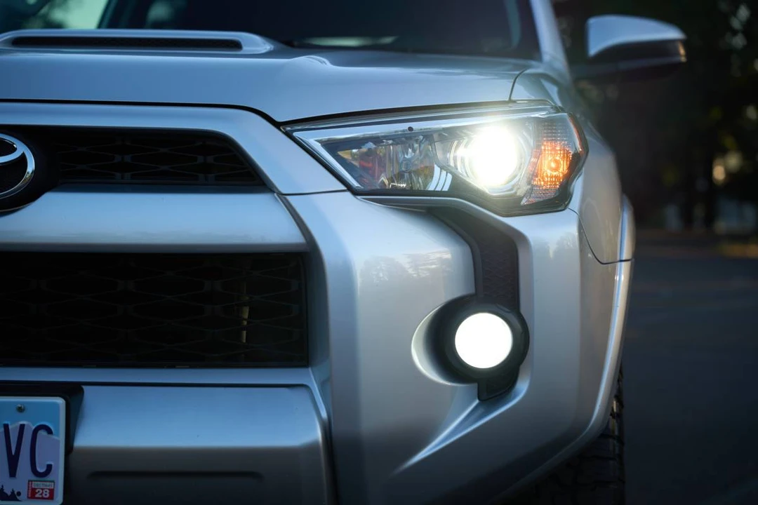 2015 Toyota 4Runner 5th Gen - Image 16 of 24
