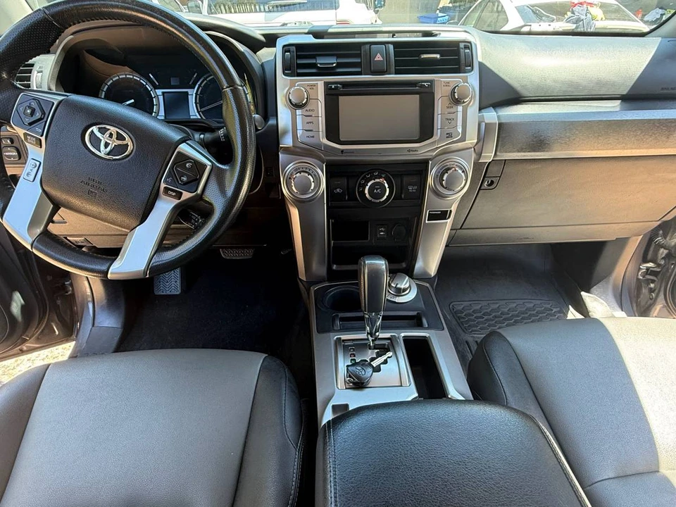 2015 Toyota 4Runner 5th Gen - Image 6 of 9