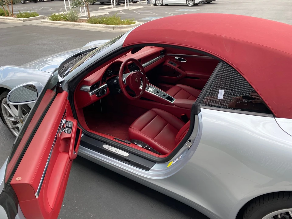 2015 Porsche 991 Carrera - Image 7 of 10