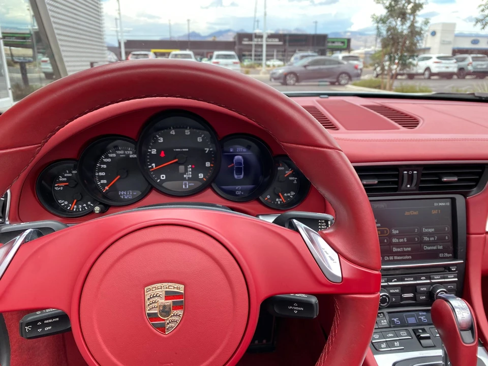 2015 Porsche 991 Carrera - Image 8 of 10