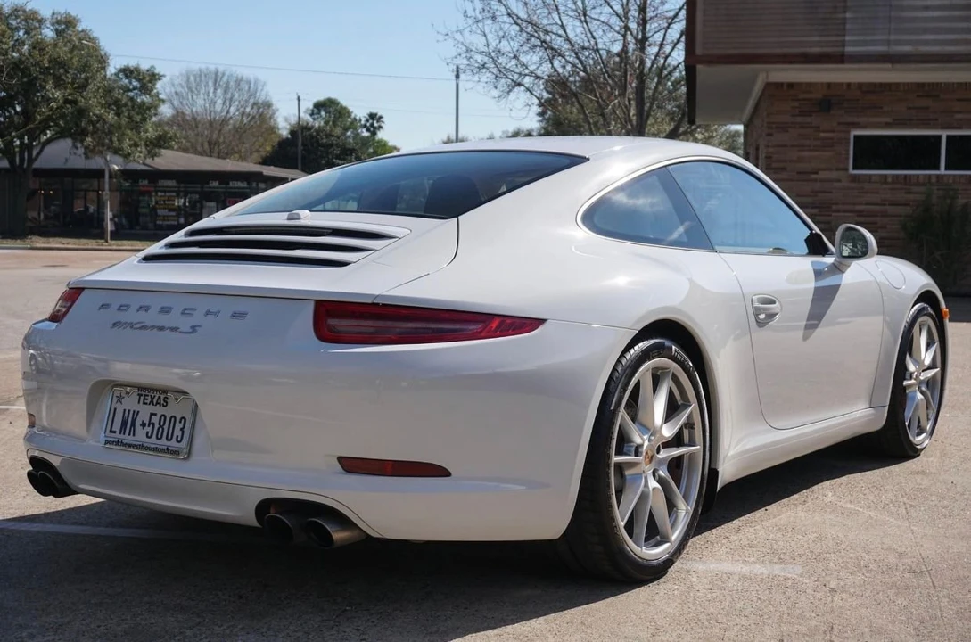2015 Porsche 991 Carrera S - Image 2 of 8