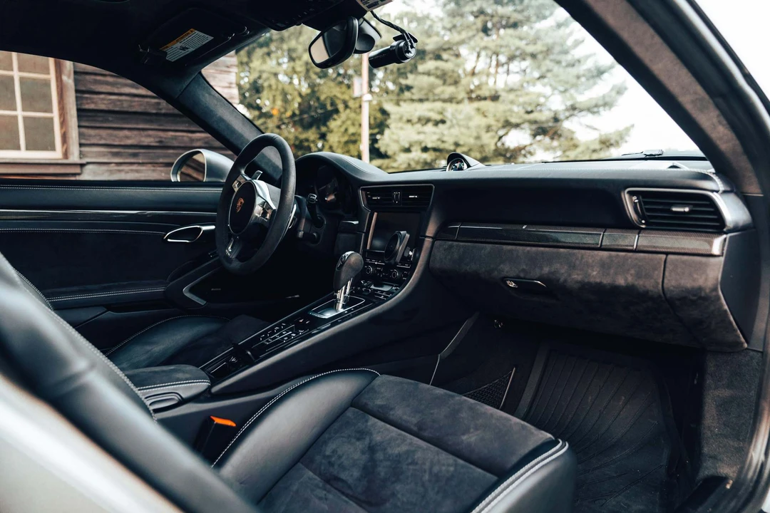 2015 Porsche 991 Carrera GTS - Image 10 of 16