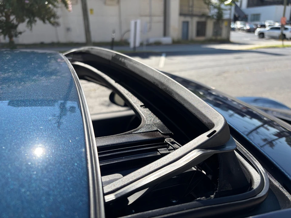 2015 Porsche 991 Carrera - Image 16 of 31