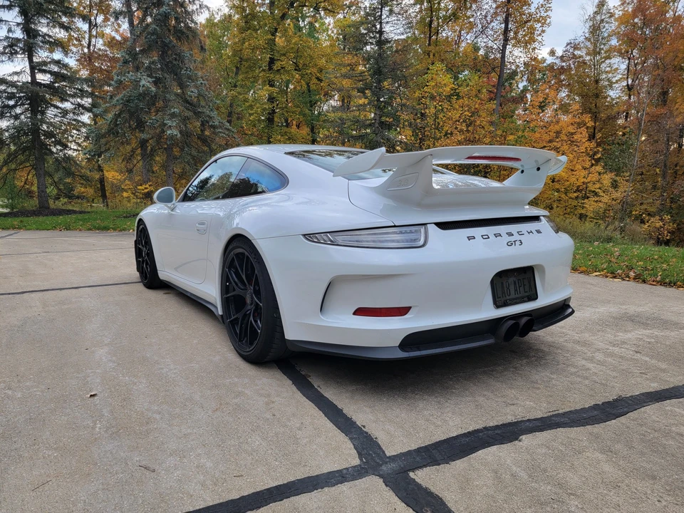 2015 Porsche 991 GT3 - Image 4 of 11