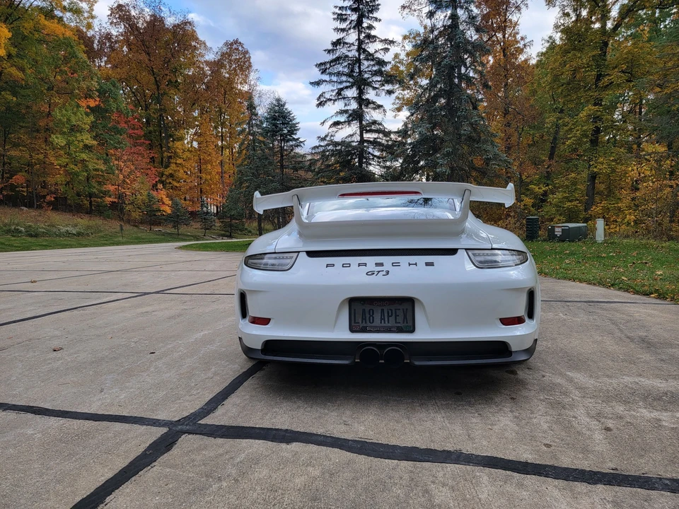2015 Porsche 991 GT3 - Image 3 of 11