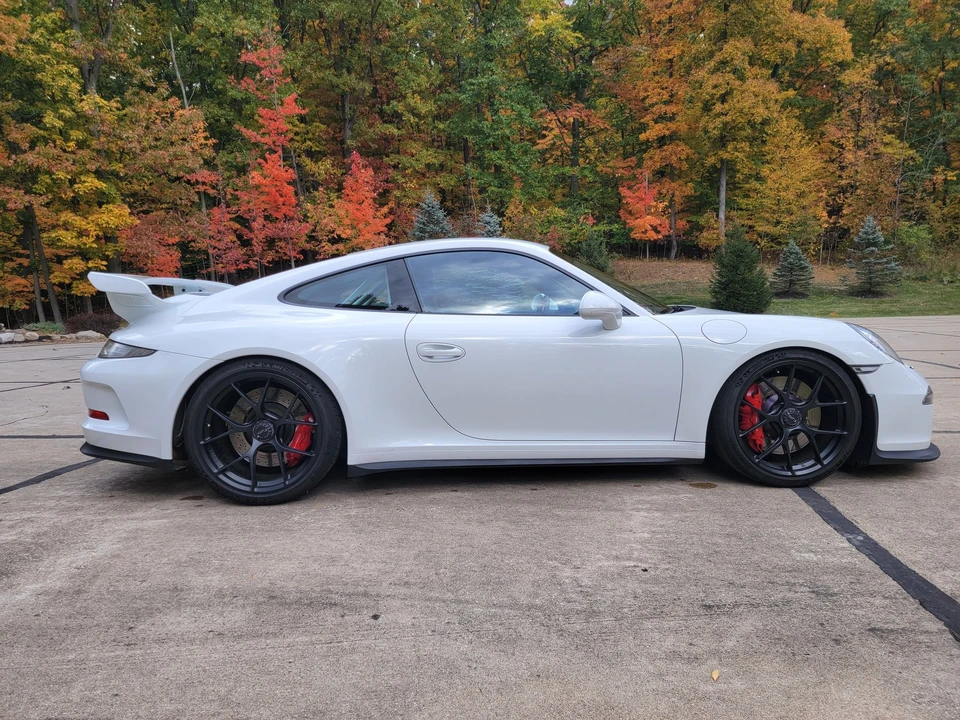 2015 Porsche 991 GT3 - Image 6 of 11