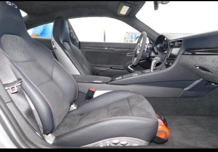 2015 Porsche 991 GT3 - Image 17 of 20