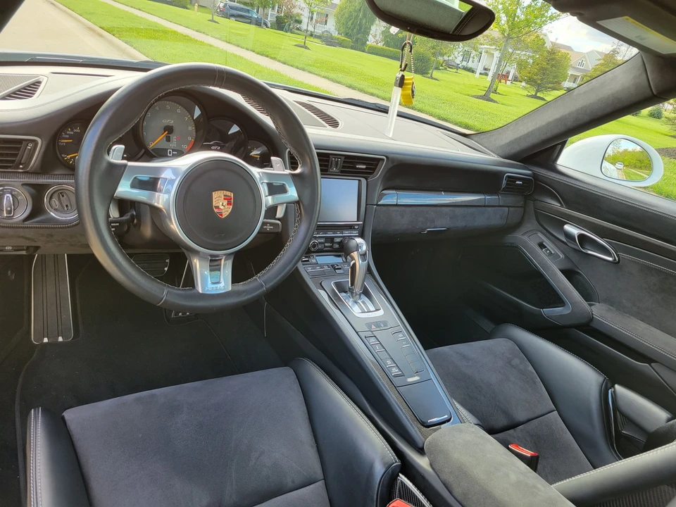 2015 Porsche 991 GT3 - Image 8 of 10