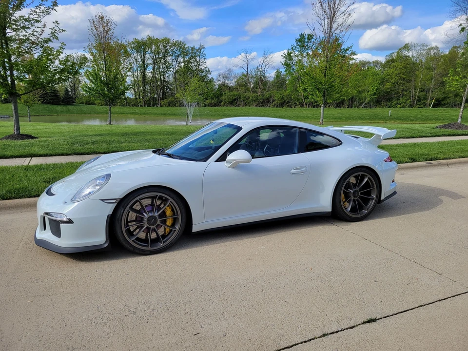 2015 Porsche 991 GT3 - Image 5 of 10