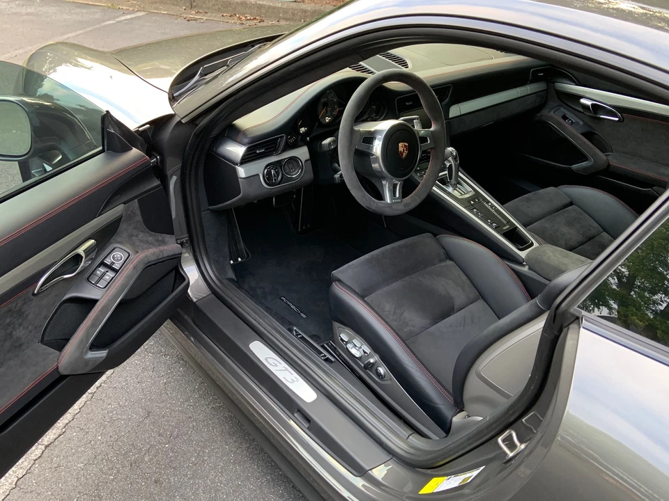 2015 Porsche 991 GT3 - Image 10 of 20