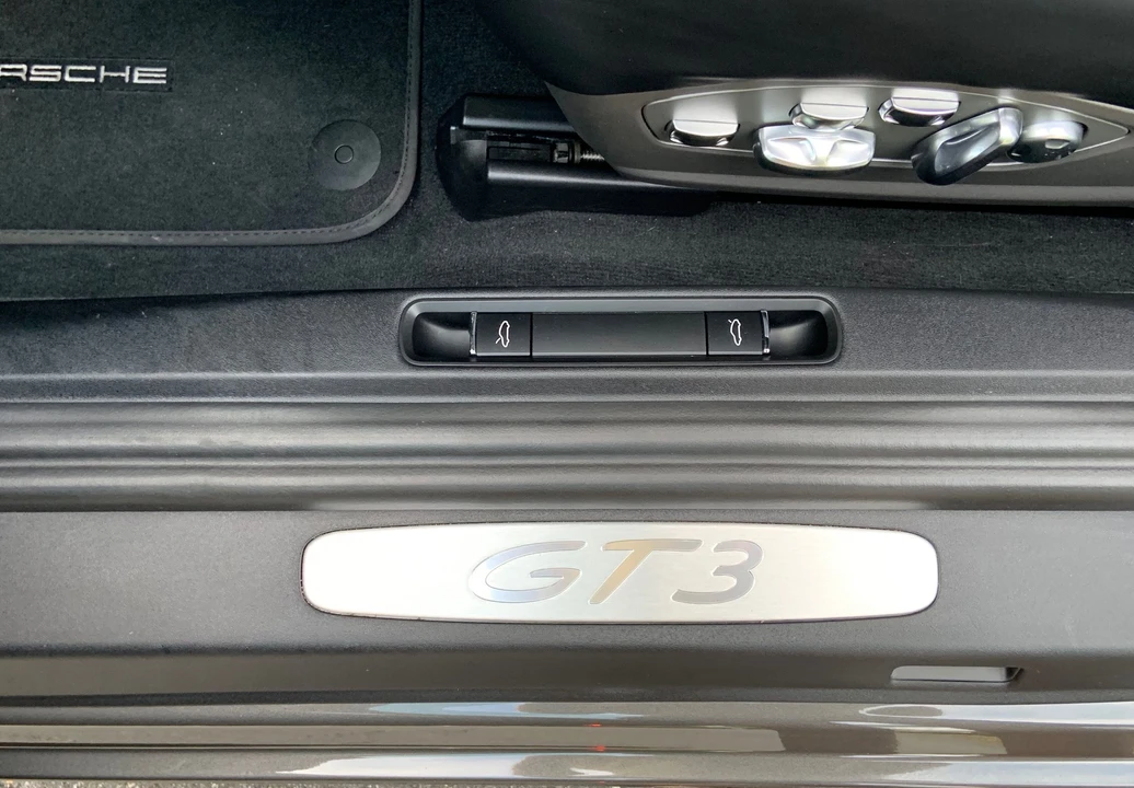 2015 Porsche 991 GT3 - Image 12 of 20