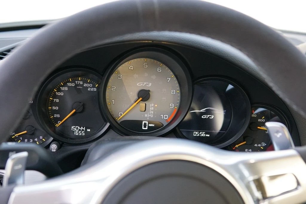 2015 Porsche 991 GT3 - Image 15 of 30