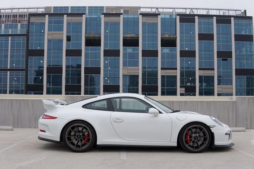 2015 Porsche 991 GT3 - Image 4 of 30