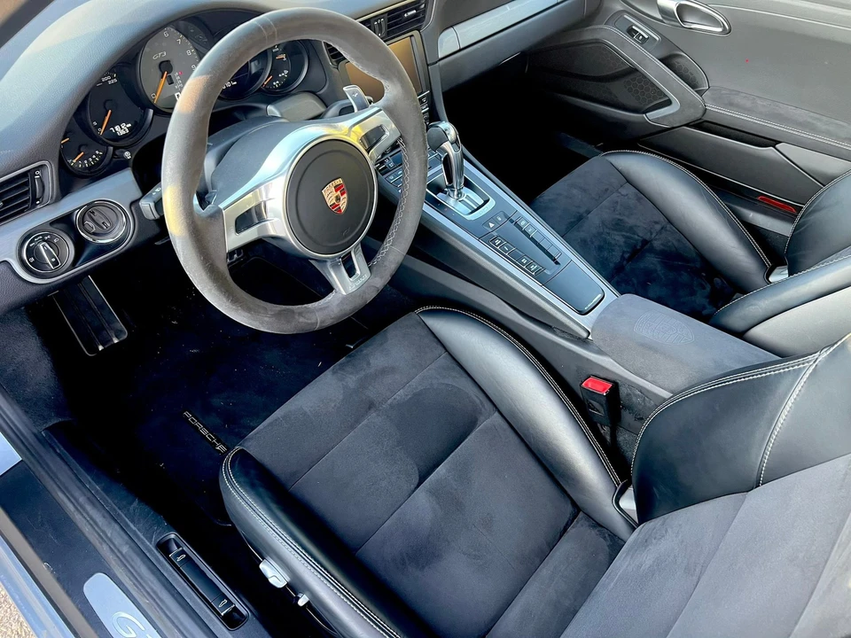 2015 Porsche 991 GT3 - Image 16 of 29