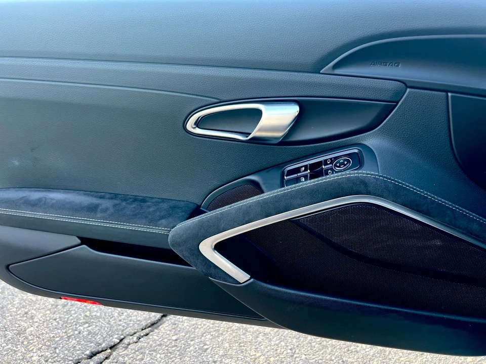 2015 Porsche 991 GT3 - Image 14 of 29
