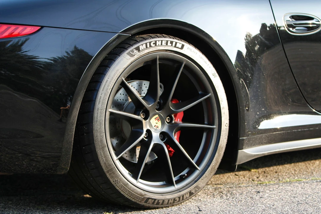 2015 Porsche 991 Carrera GTS - Image 22 of 24