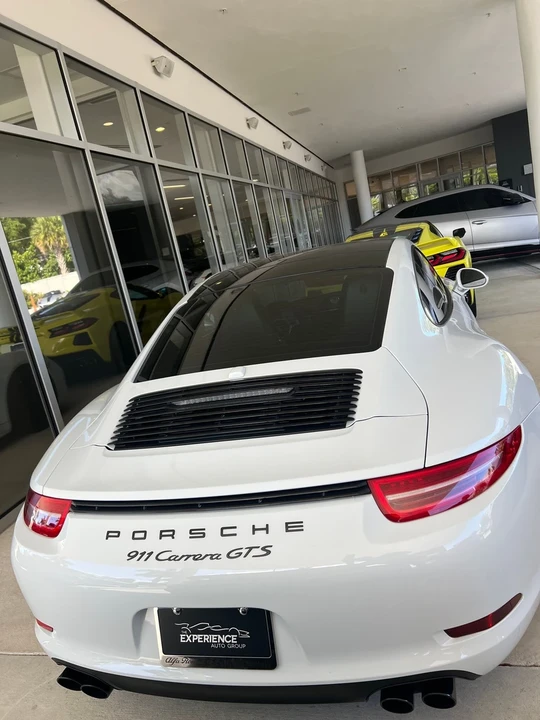 2015 Porsche 991 Carrera GTS - Image 8 of 18