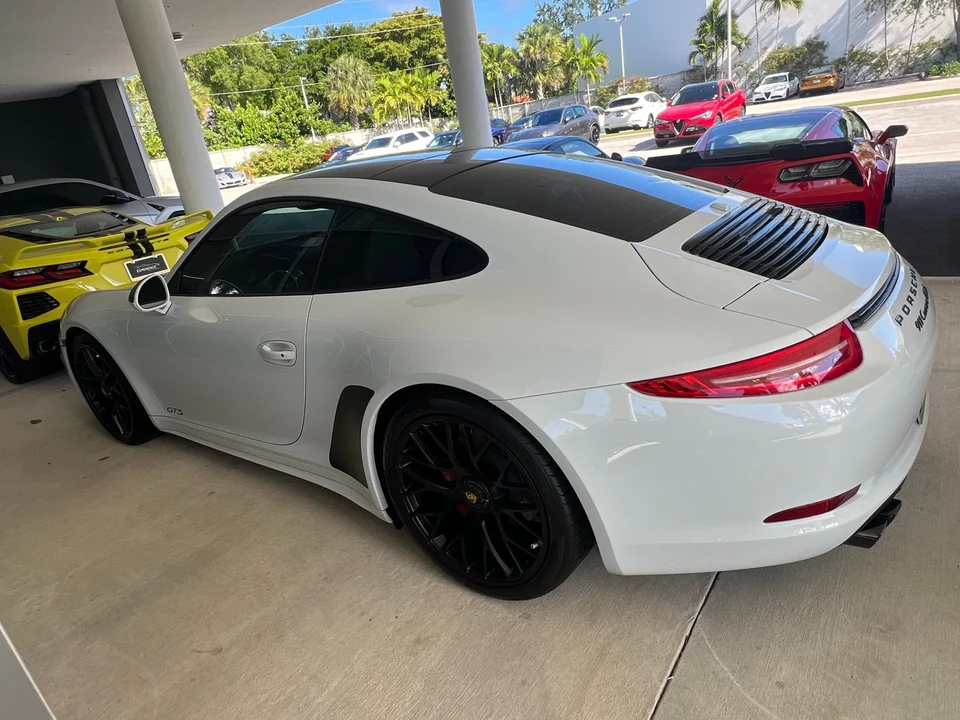 2015 Porsche 991 Carrera GTS - Image 10 of 18