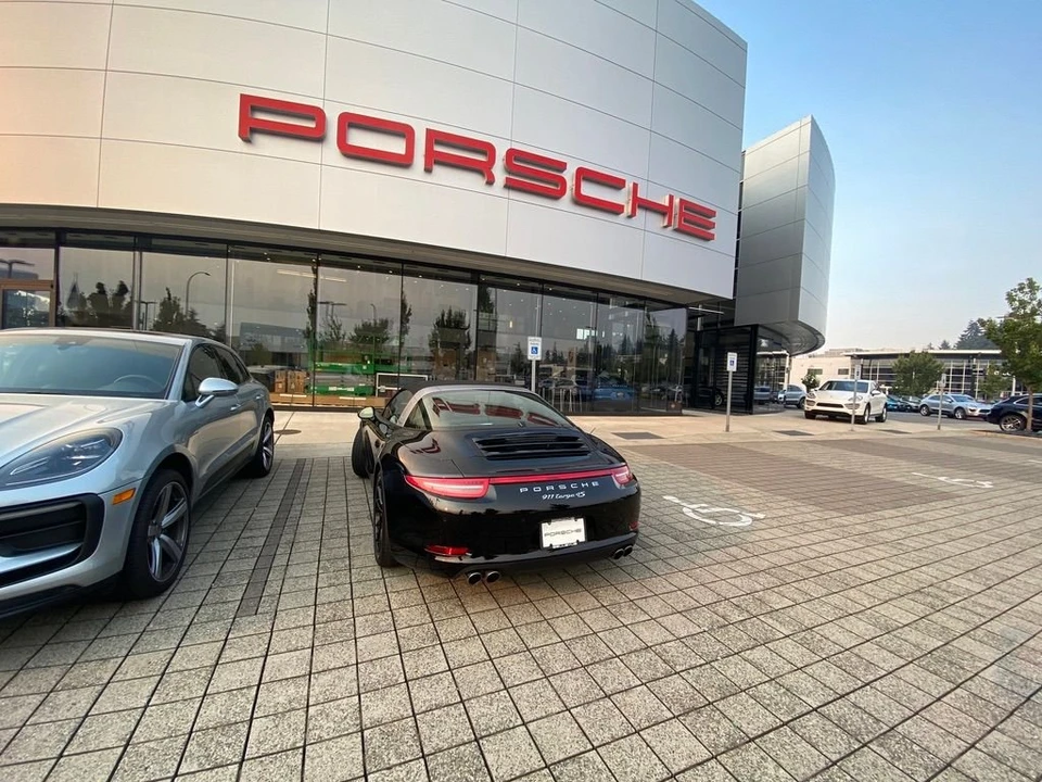2015 Porsche 991 Targa 4 & 4S - Image 12 of 23