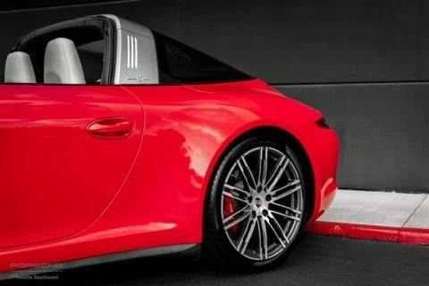 2015 Porsche 991 Targa 4 & 4S - Image 17 of 26
