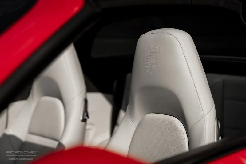 2015 Porsche 991 Targa 4 & 4S - Image 19 of 26