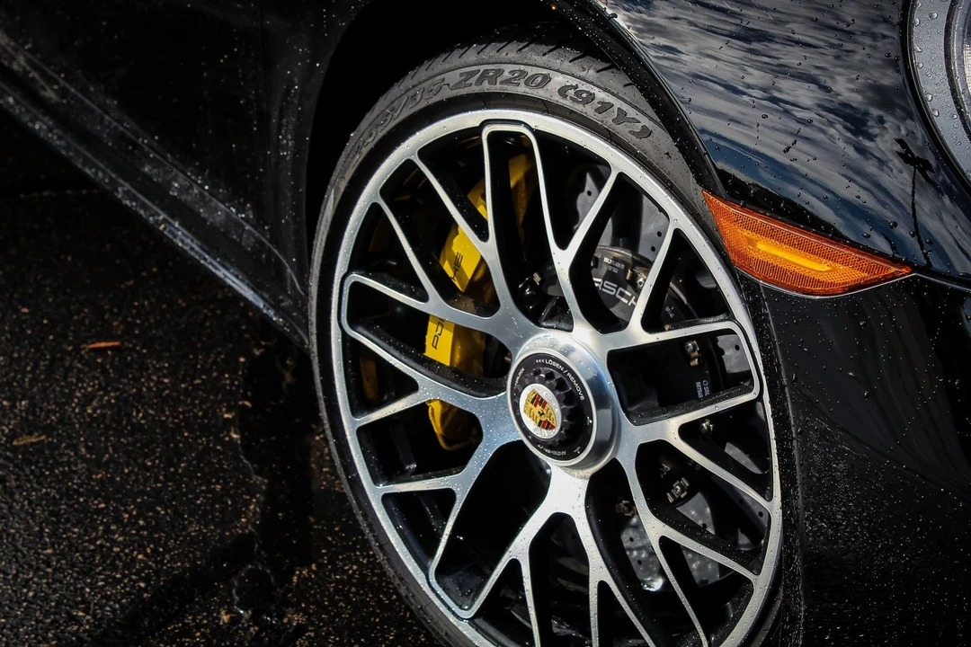2015 Porsche 991 Turbo S - Image 5 of 17