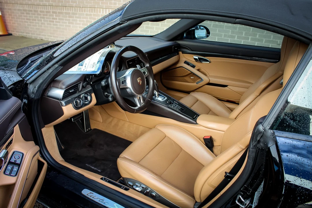 2015 Porsche 991 Turbo S - Image 8 of 17