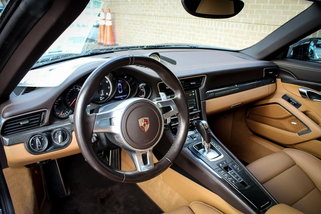 2015 Porsche 991 Turbo S - Image 9 of 17