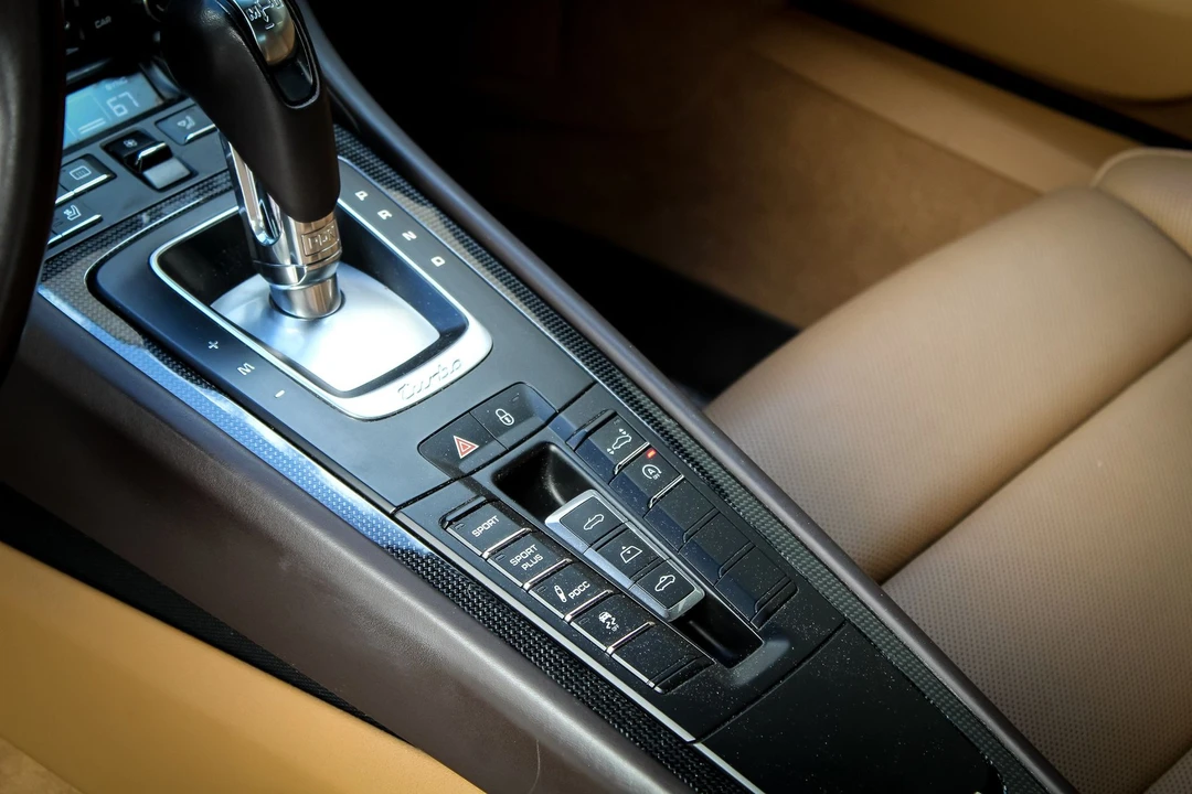 2015 Porsche 991 Turbo S - Image 11 of 17