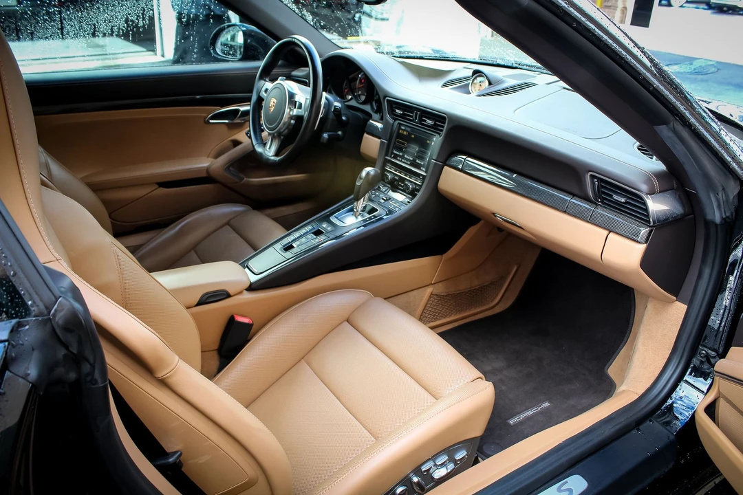 2015 Porsche 991 Turbo S - Image 12 of 17