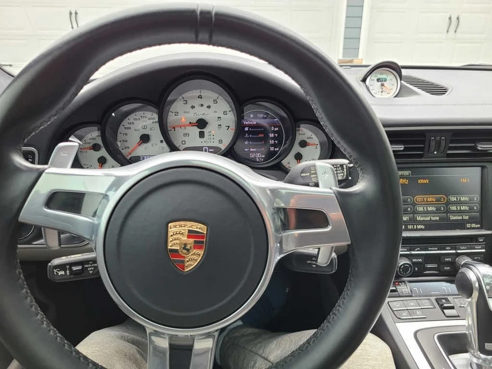 2015 Porsche 991 Turbo - Image 8 of 9